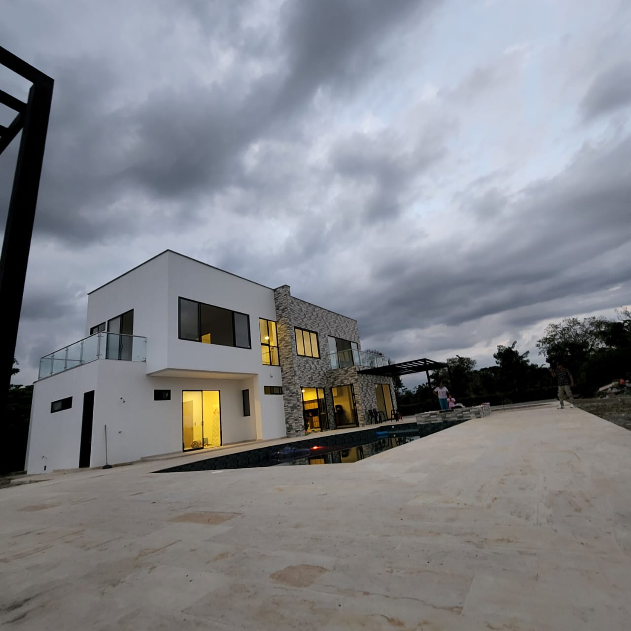 f3aad101-ec00-4f56-a2dc-1df14b7366a8